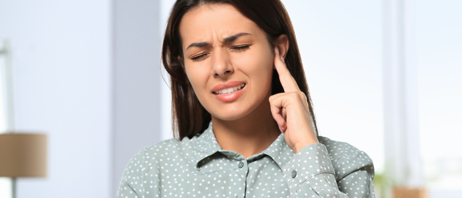 Elderly man experiencing mental fatigue due to Hearing Loss and memory decline connection.